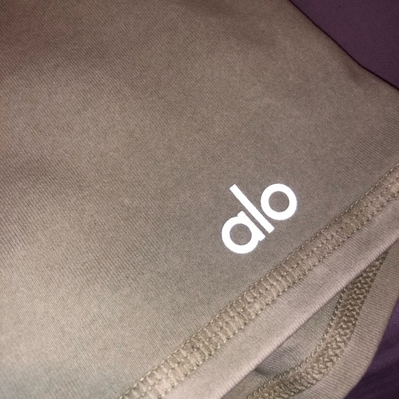 ALO Biker Shorts - Picture 5 of 7